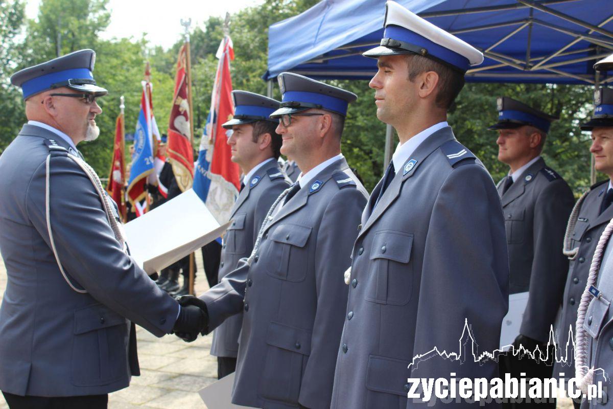 Mianowani, uhonorowani, odznaczeni