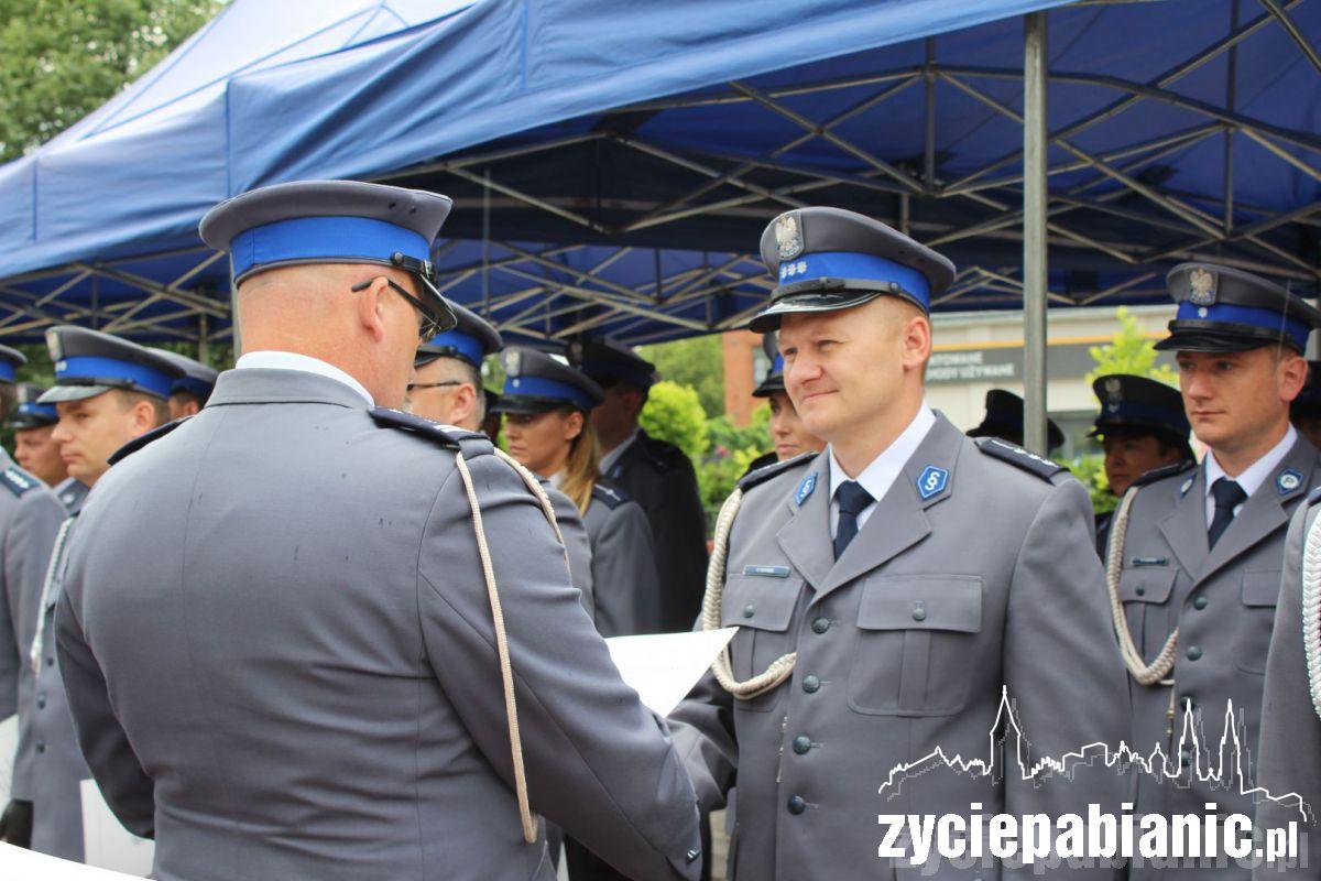 Mianowani, uhonorowani, odznaczeni