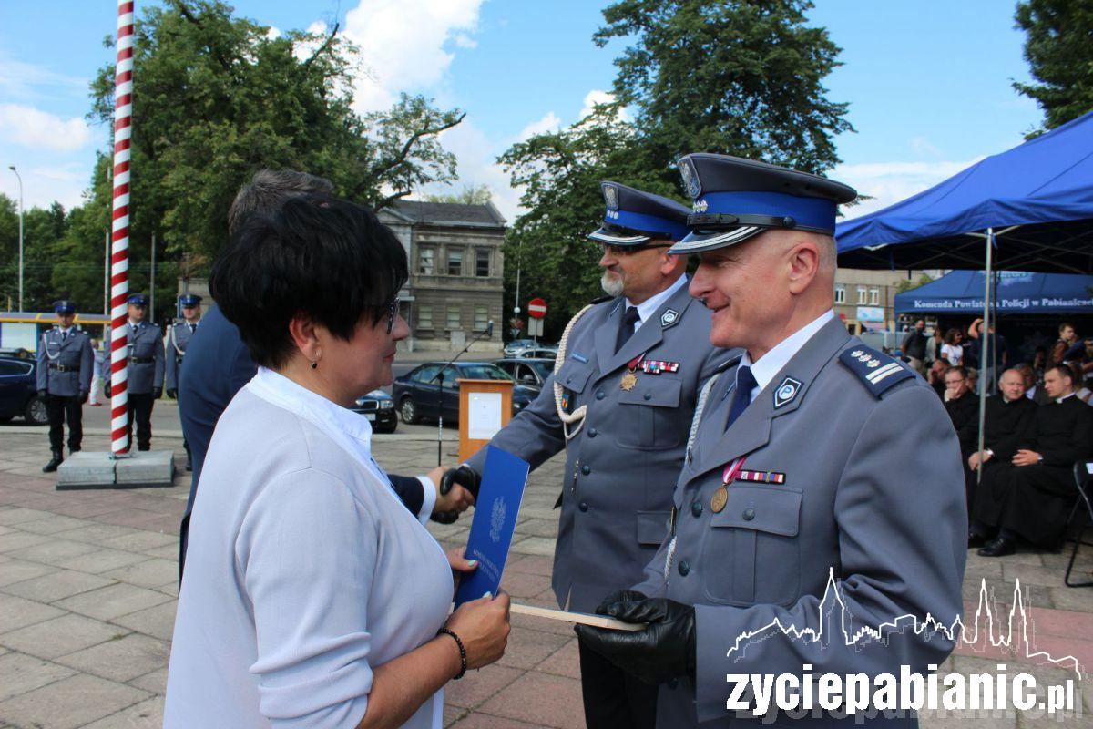 Mianowani, uhonorowani, odznaczeni