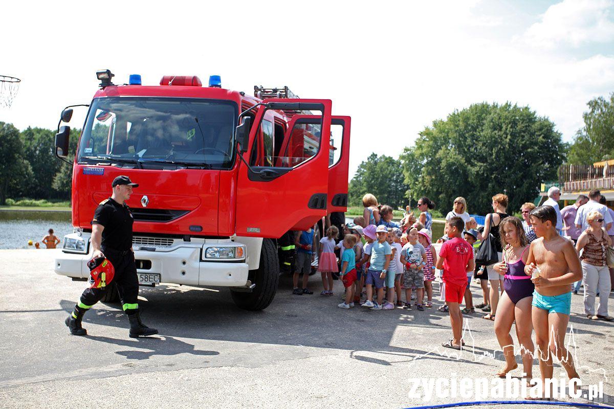 Policja i straż pożarna na Lewitynie
