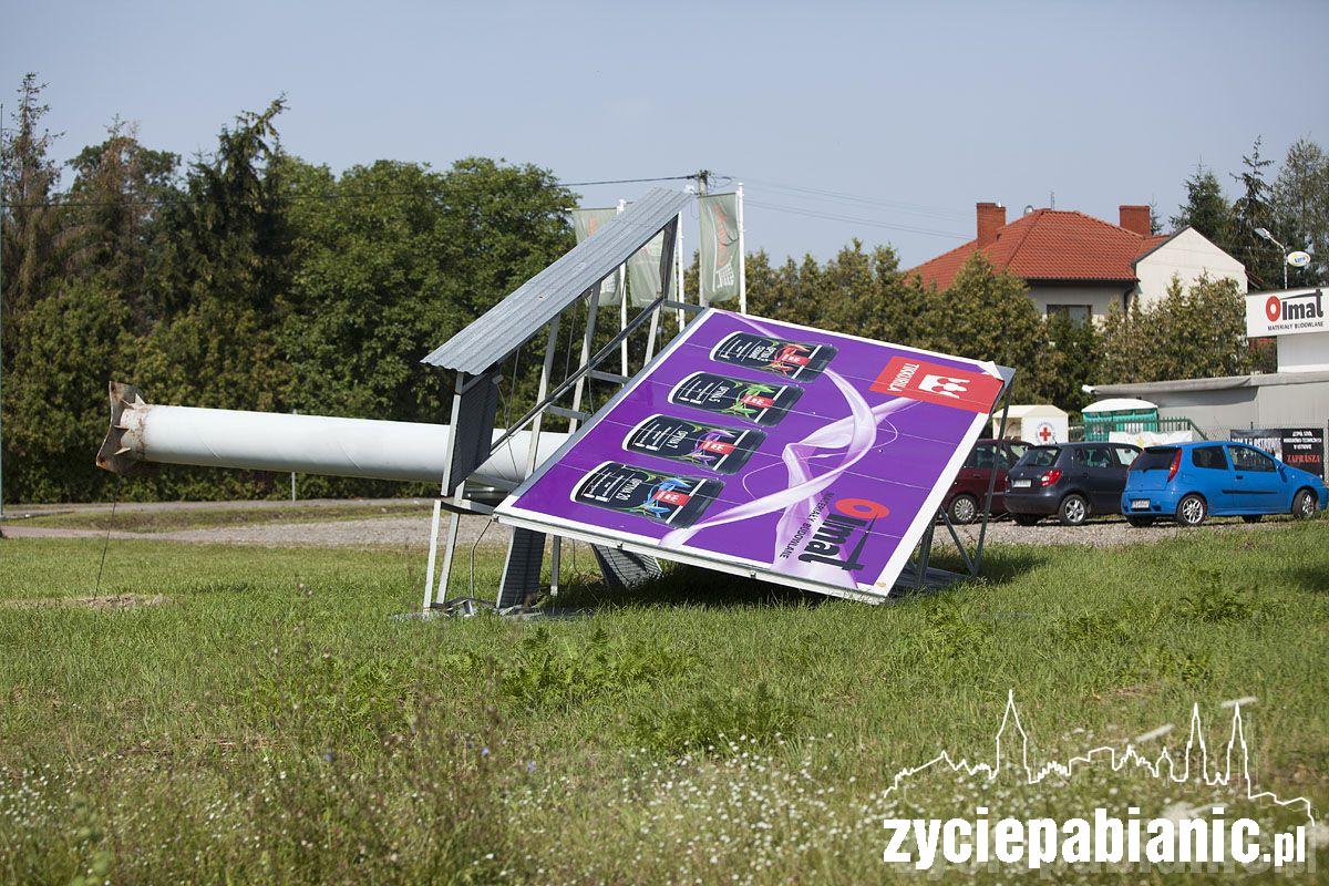 Zniszczenia po burzy w gminie Dobroń