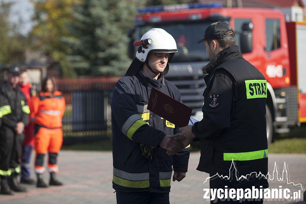 Manewry OSP w Róży i wręczenie podziękowań
