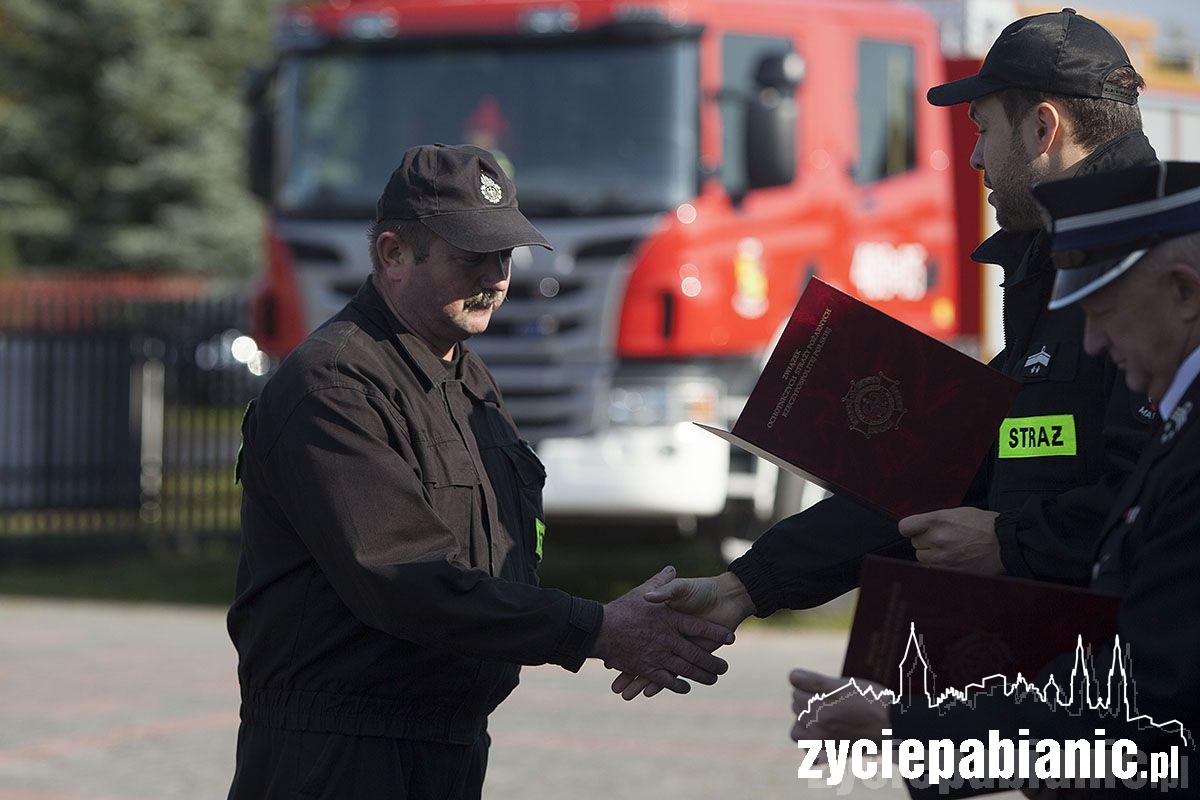 Manewry OSP w Róży i wręczenie podziękowań