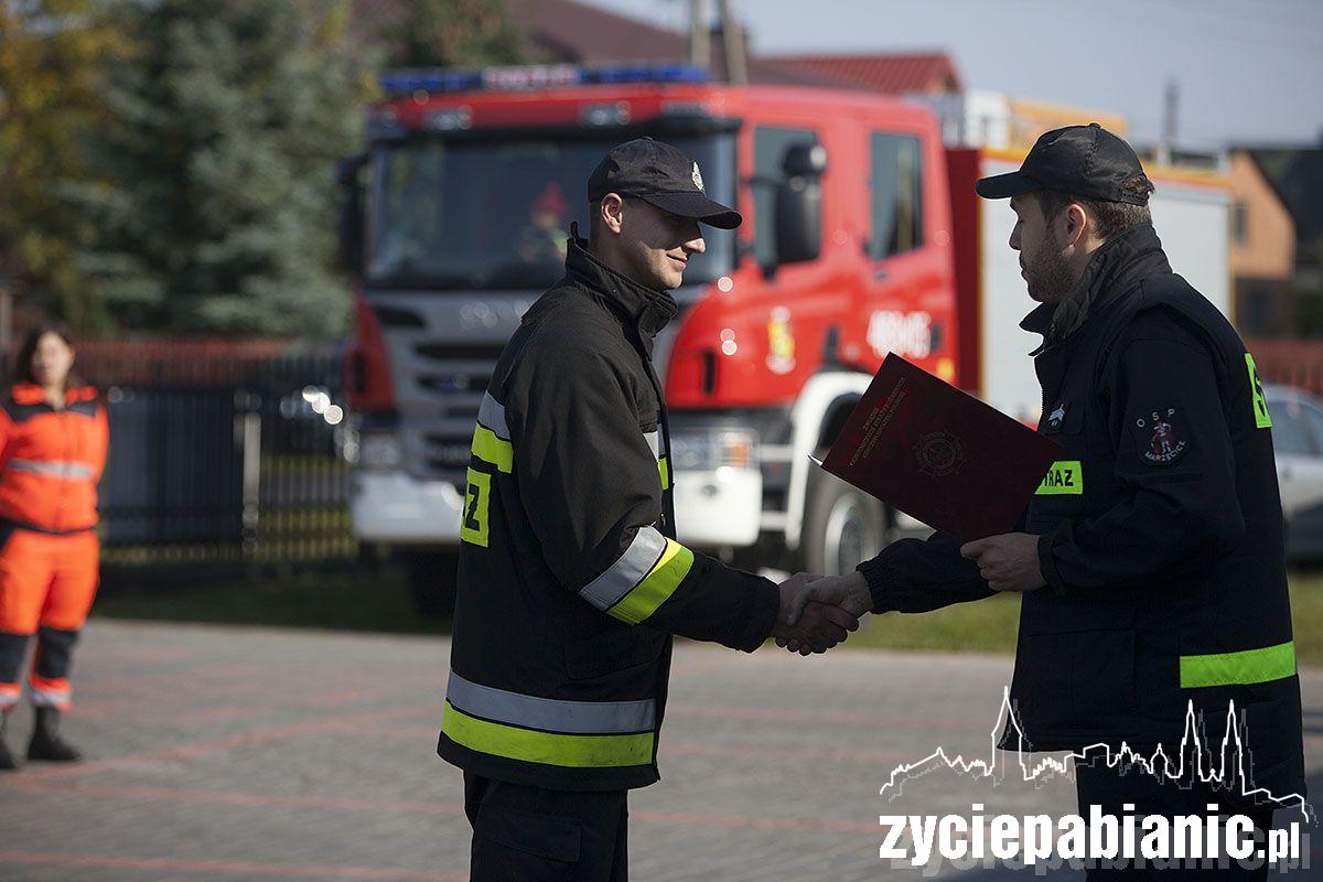 Manewry OSP w Róży i wręczenie podziękowań