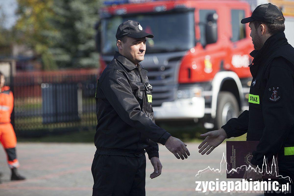 Manewry OSP w Róży i wręczenie podziękowań