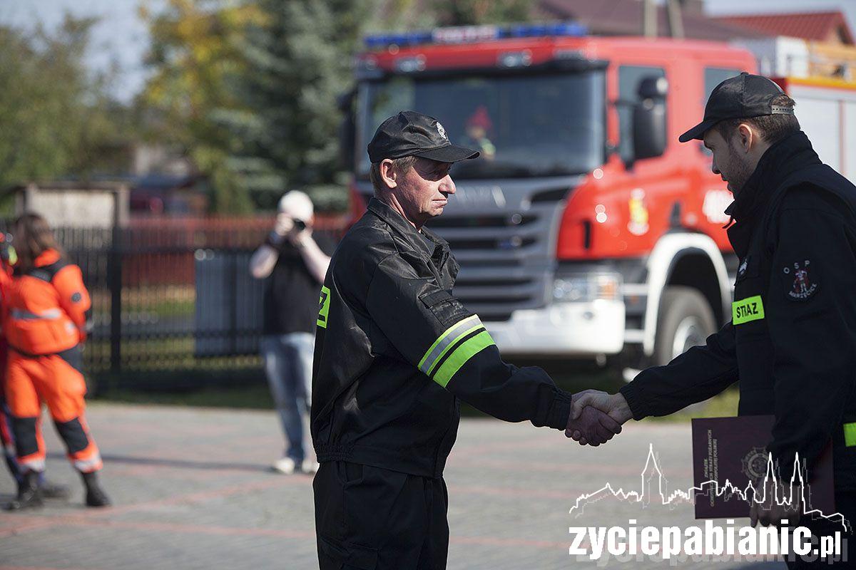 Manewry OSP w Róży i wręczenie podziękowań