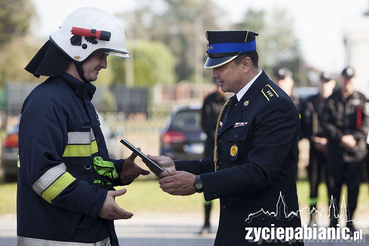 Manewry OSP w Róży i wręczenie podziękowań