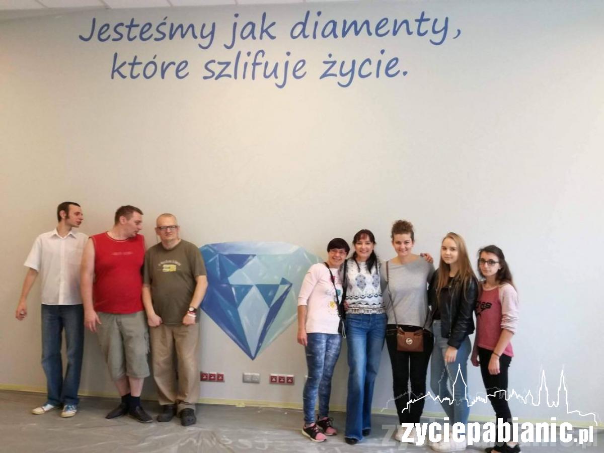 Tworzą mural