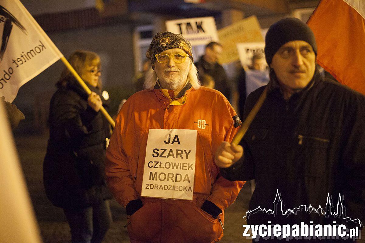 Manifestacja KOD
