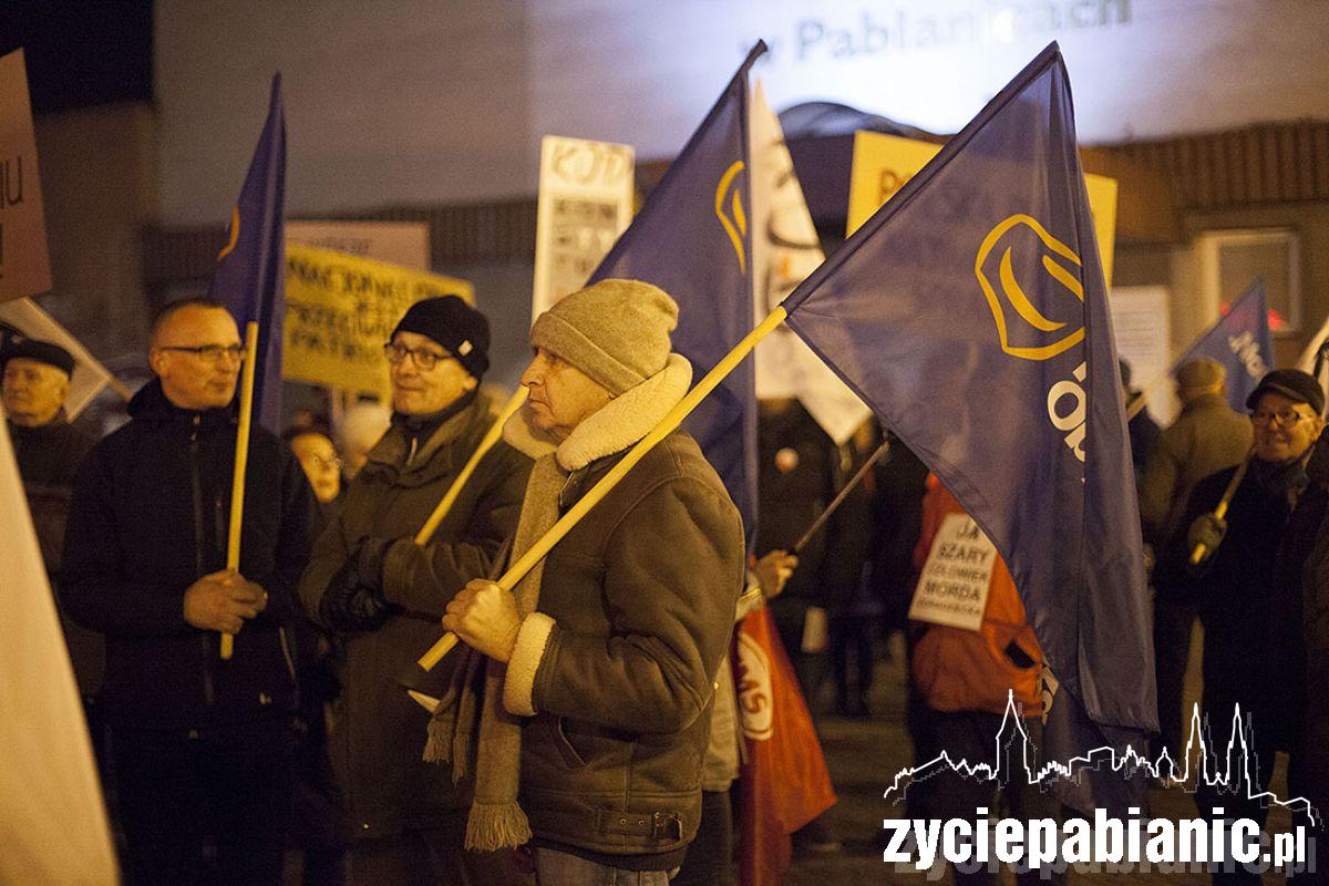 Manifestacja KOD