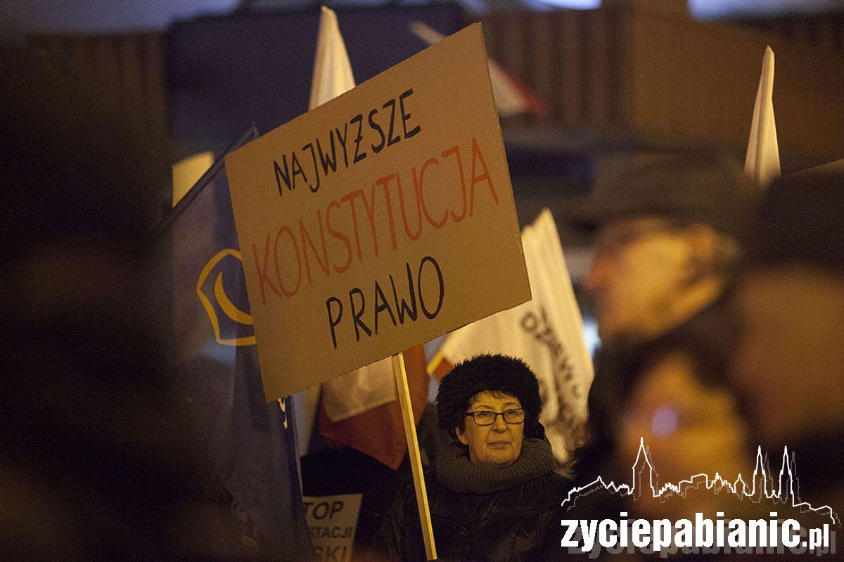 Manifestacja KOD