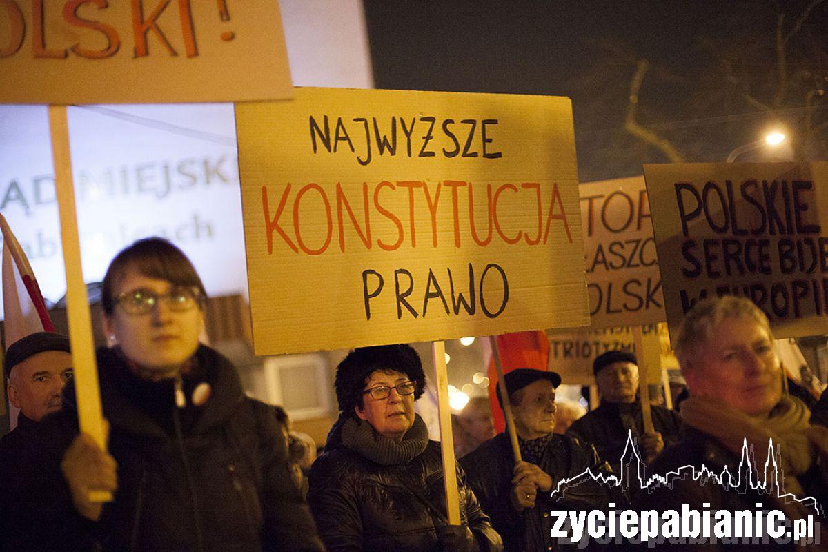 Manifestacja KOD
