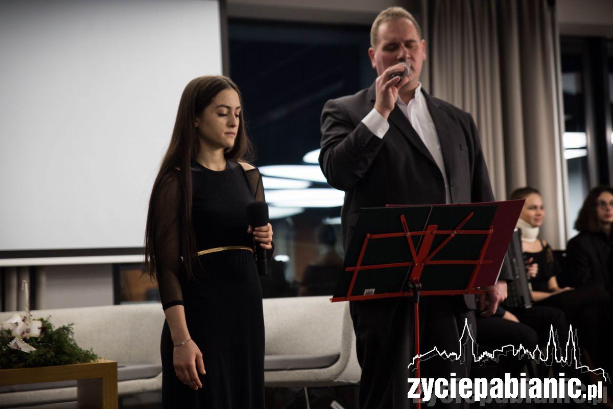 Śpiewali dla dzieci z Aleppo