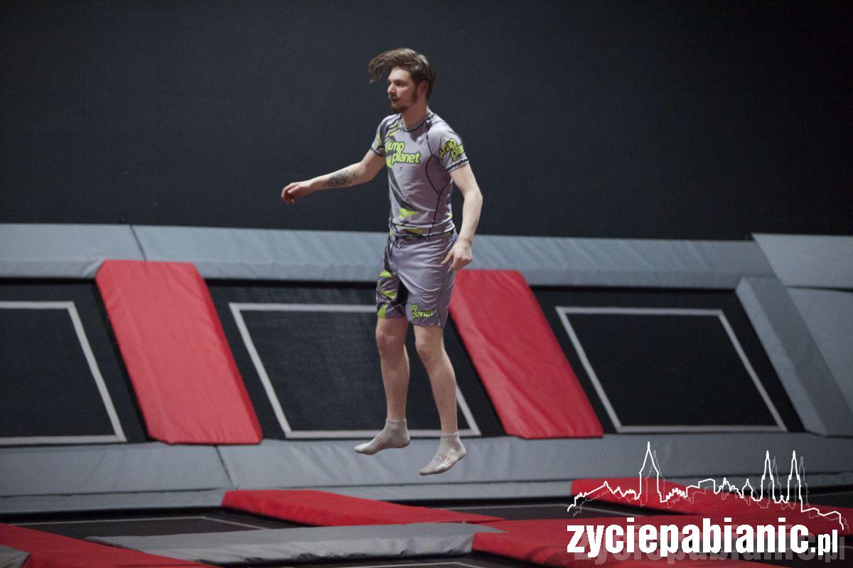 W Ksawerowie otworzyli park trampolin