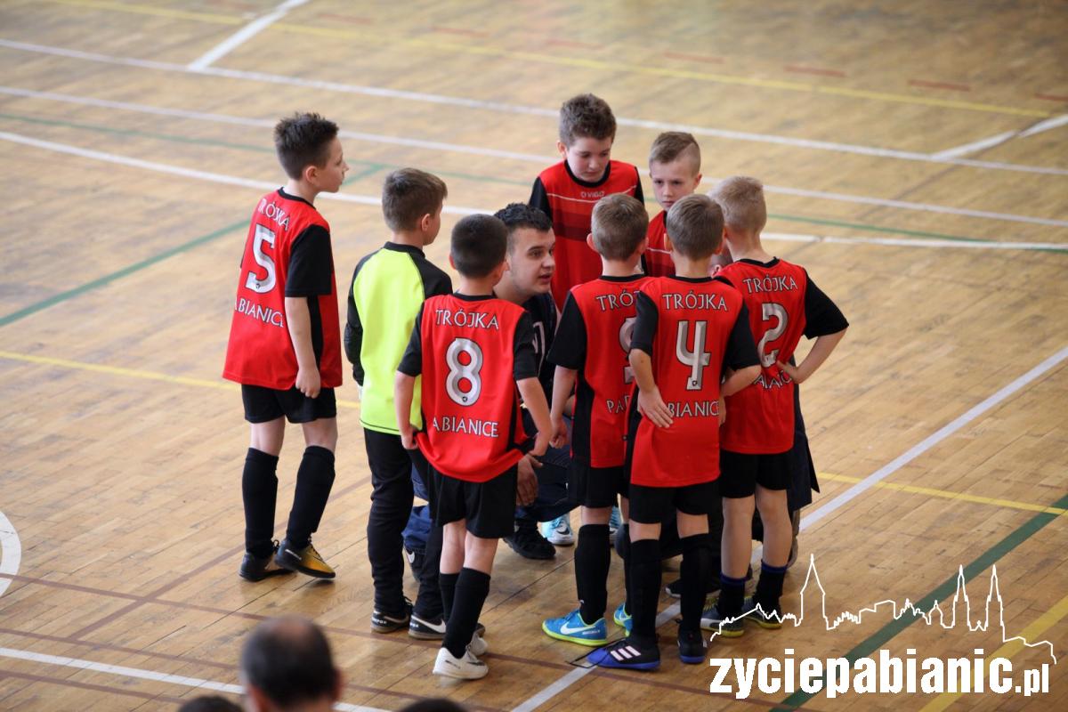 Piłkarskie mistrzostwa wygrali gospodarze imprezy