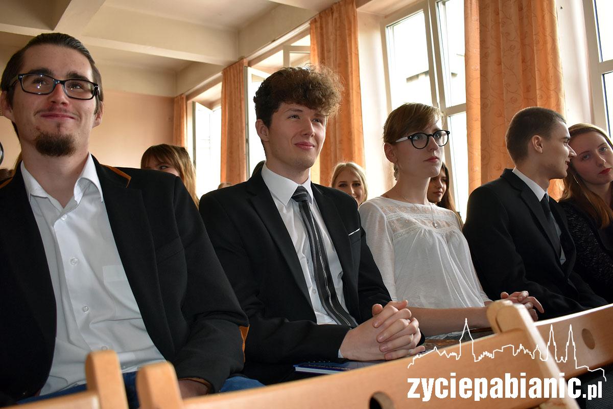 Maturzyści zakończyli rok szkolny
