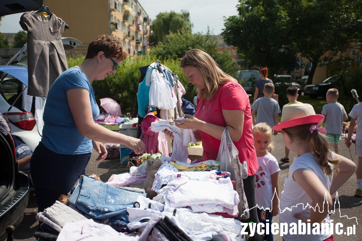 Wielka wyprzedaż garażowa