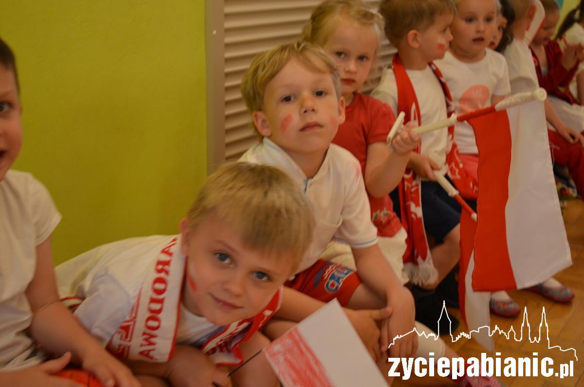 Pokaz Mody Patriotycznej w Przedszkolu Miejskim nr 13