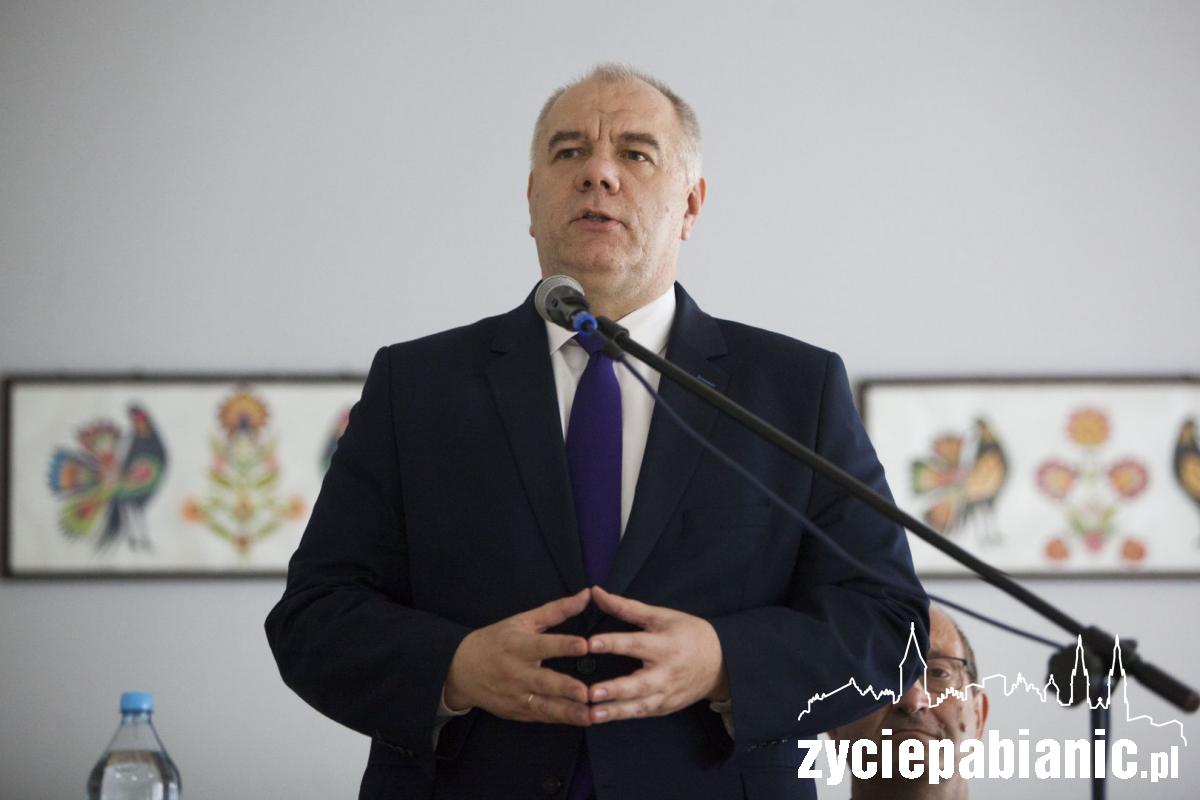 Jacek Sasin (PiS) w Bychlewie: wyzwiska i krzyki