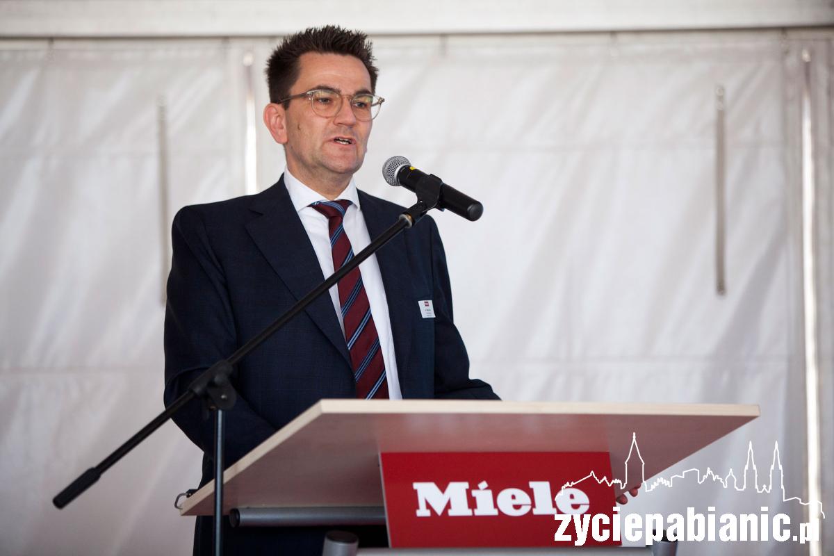 Wmurowanie kamienia węgielnego pod fabrykę Miele w Ksawerowie