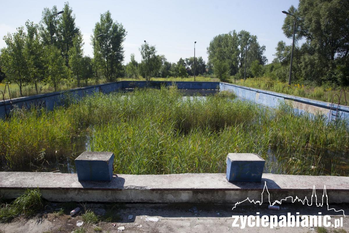 Na tym basenie pabianiczanie spędzali upalne dni