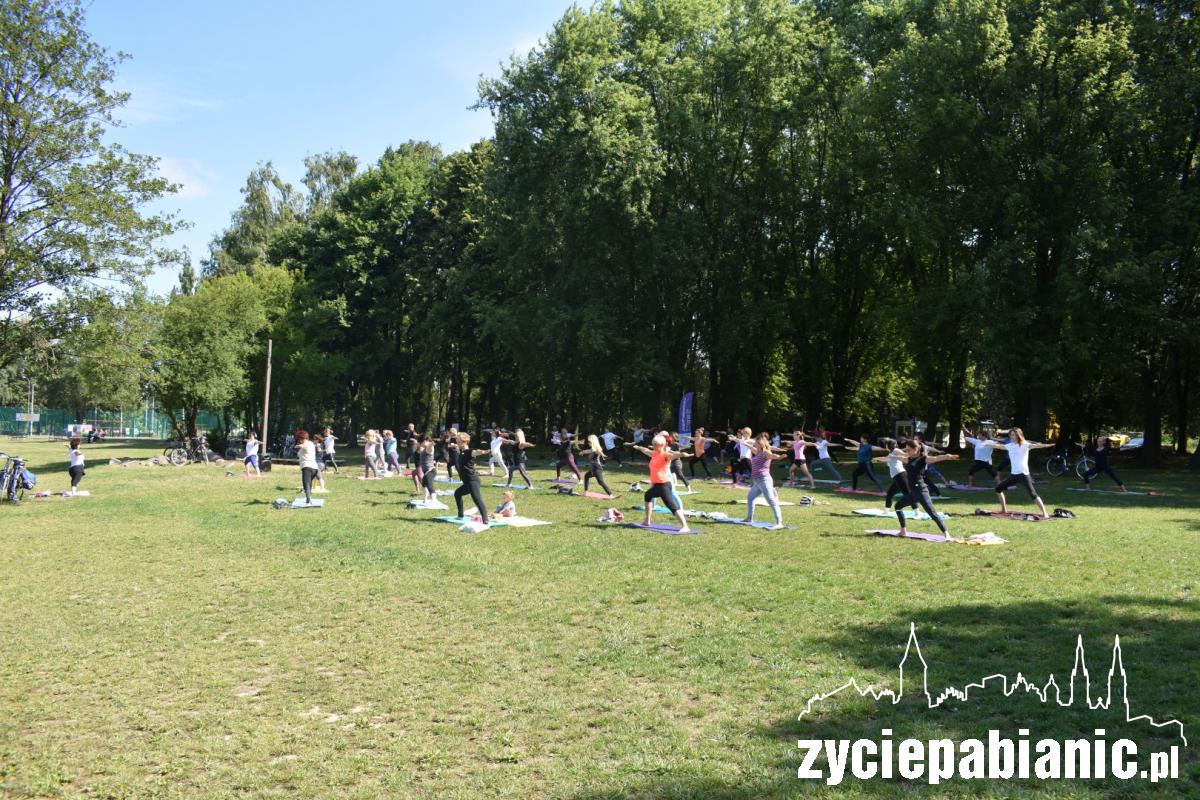 Joga na Lewitynie.