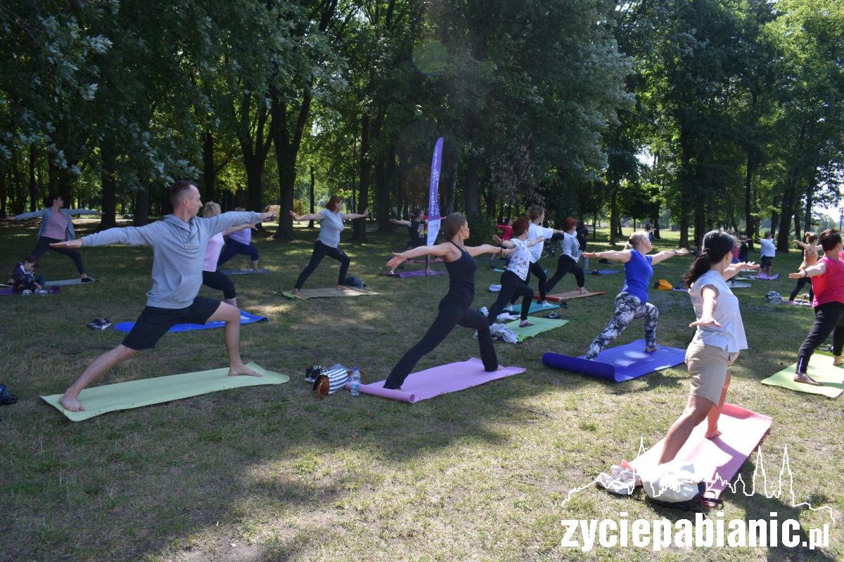 Joga na Lewitynie.