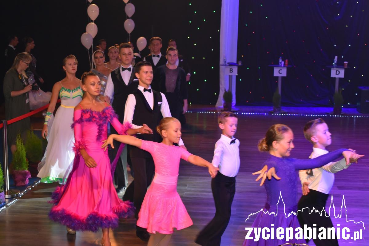 Turniej Tańca Towarzyskiego zorganizowano w Pabianicach.