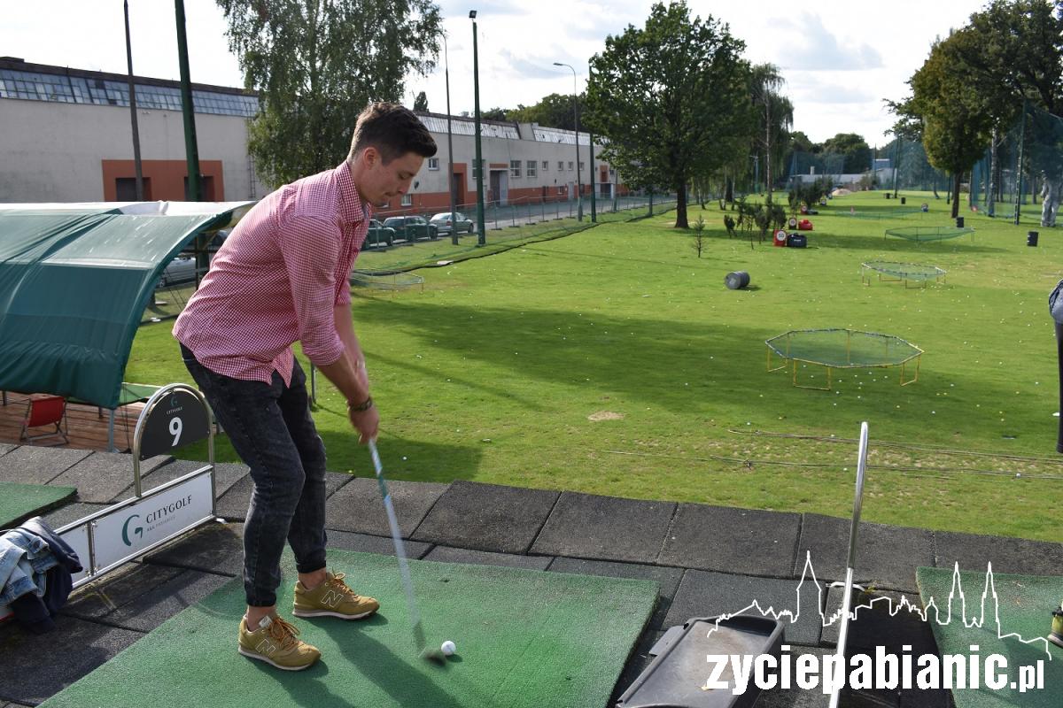 Turniej golfowy na polu w Pabianicach
