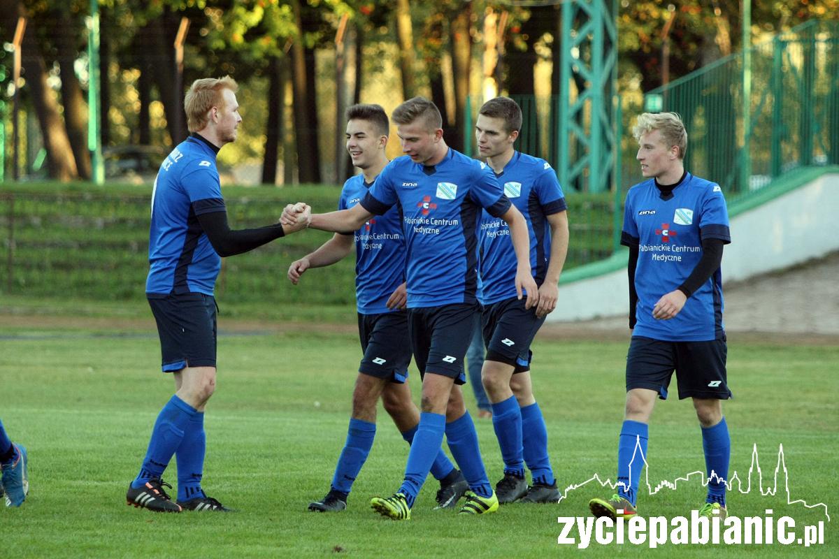 Włókniarz Pabianice - GLKS Sarnów Dalików