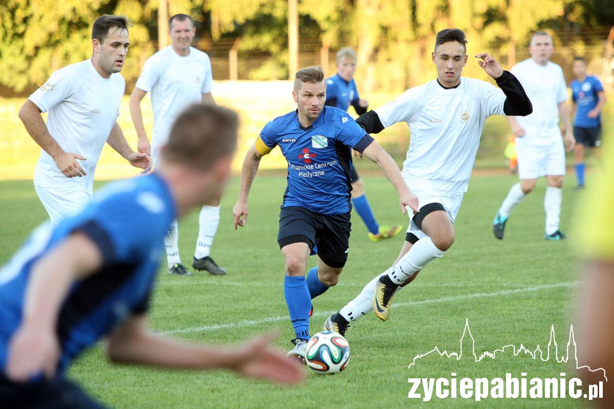 Włókniarz Pabianice - GLKS Sarnów Dalików