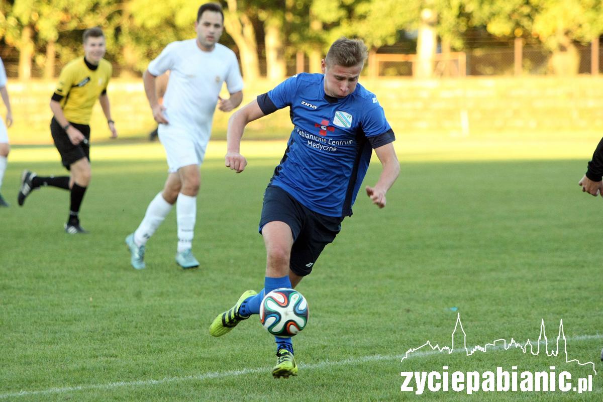 Włókniarz Pabianice - GLKS Sarnów Dalików