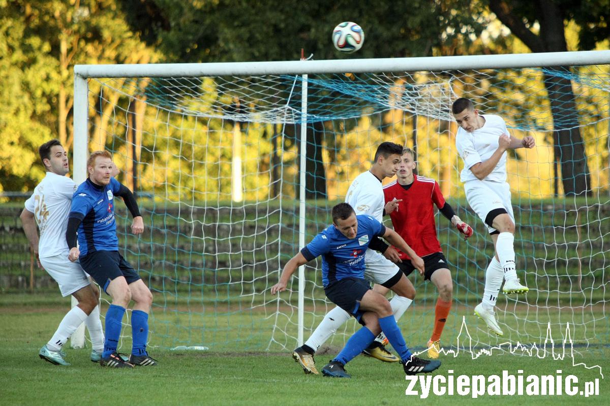 Włókniarz Pabianice - GLKS Sarnów Dalików