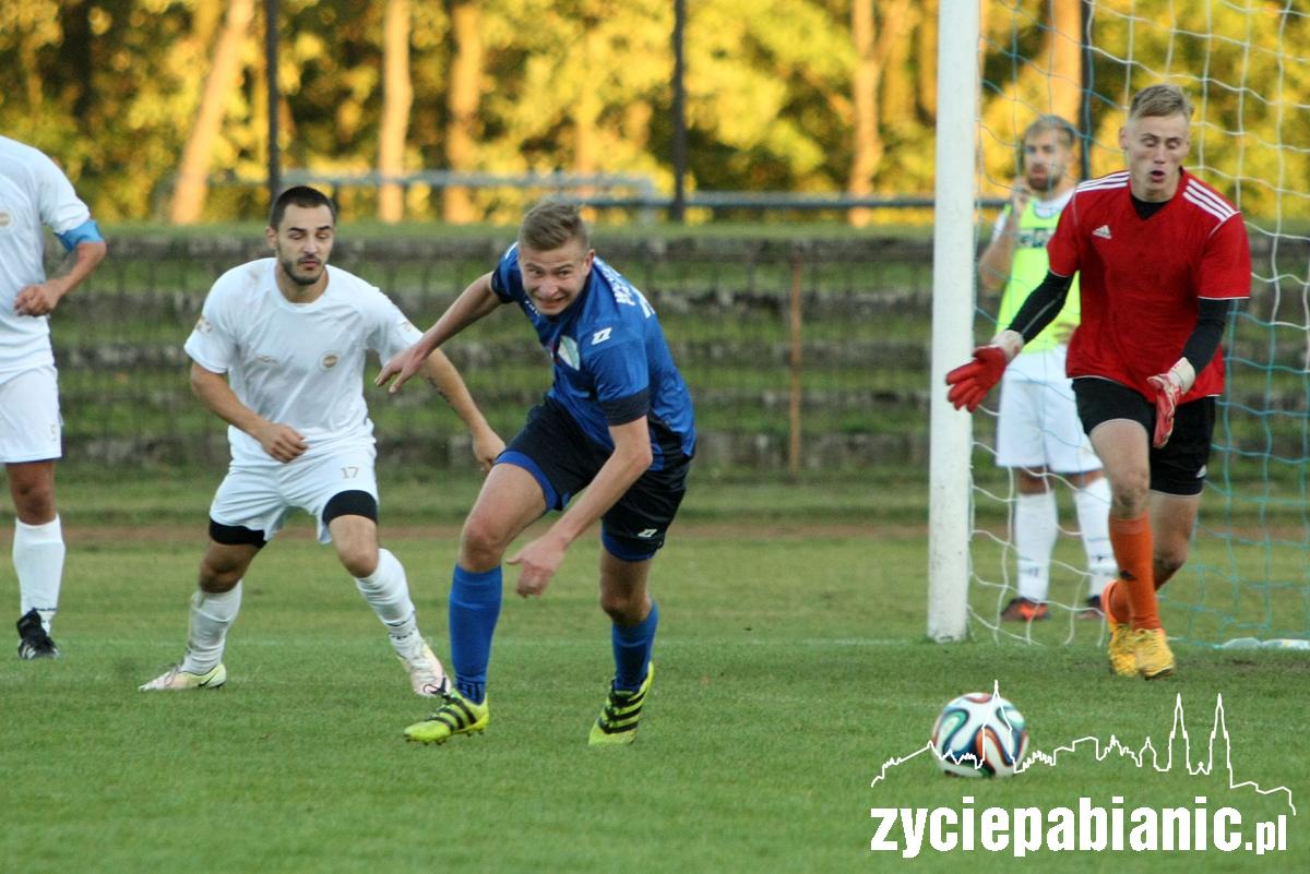 Włókniarz Pabianice - GLKS Sarnów Dalików