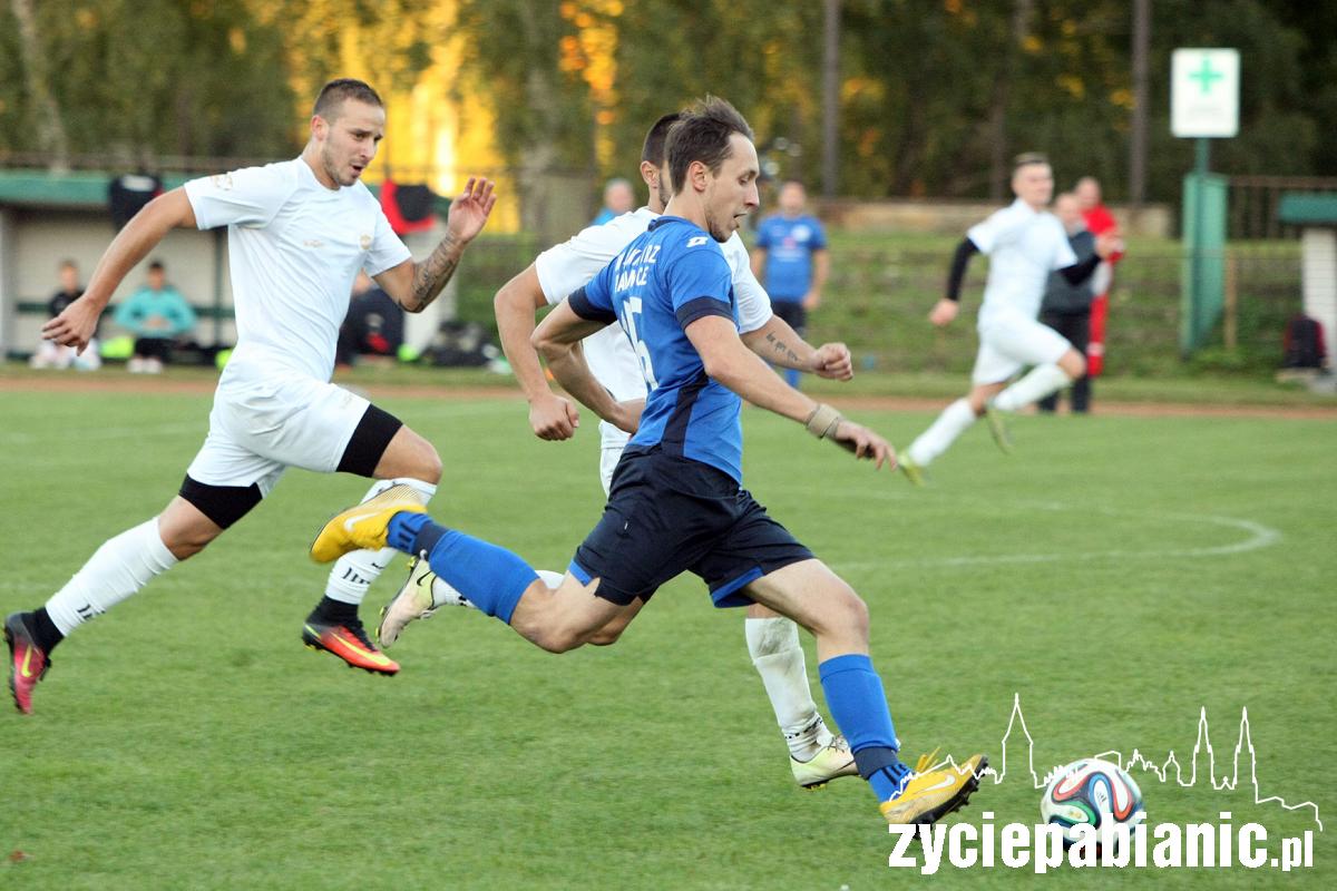 Włókniarz Pabianice - GLKS Sarnów Dalików