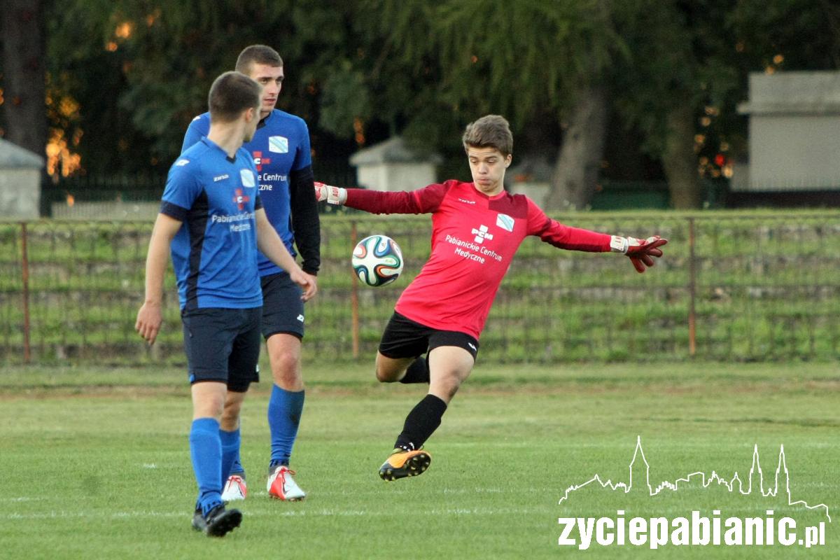 Włókniarz Pabianice - GLKS Sarnów Dalików