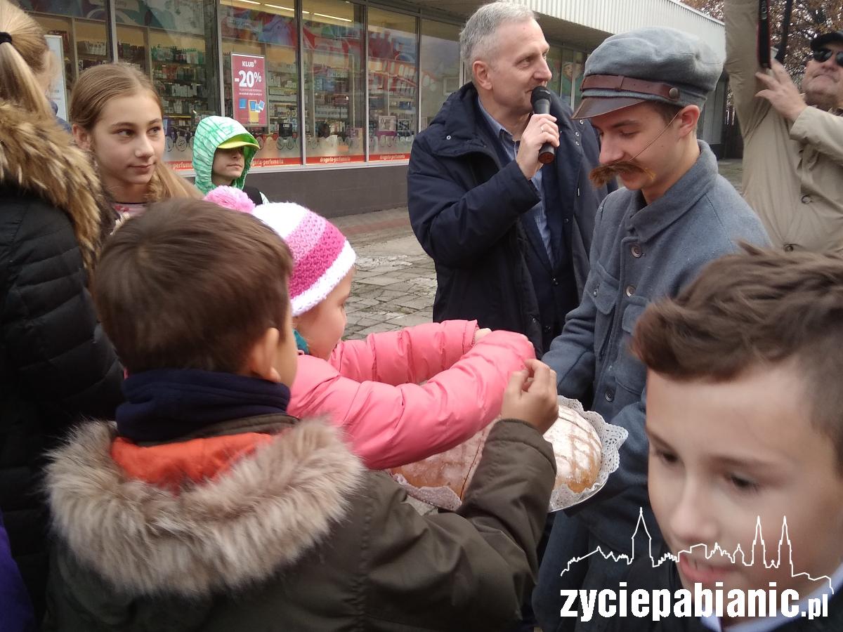 Przyjazd Józefa Piłsudskiego do Pabianic