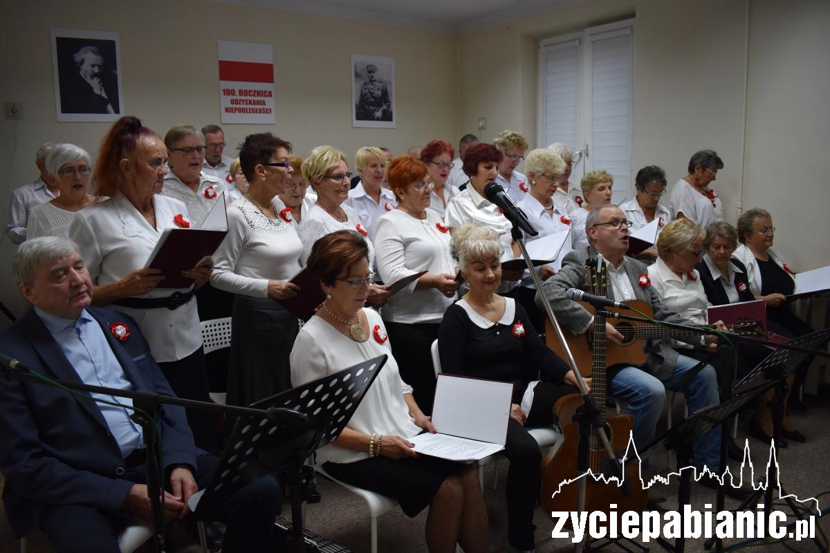 Niepodległościowo w Centrum Seniora