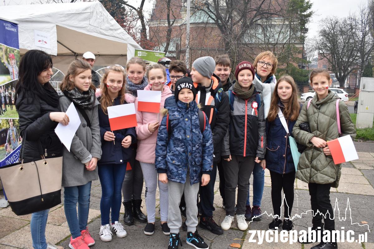 Jarmark Niepodległości na Starym Rynku i Gra Patriotyczna