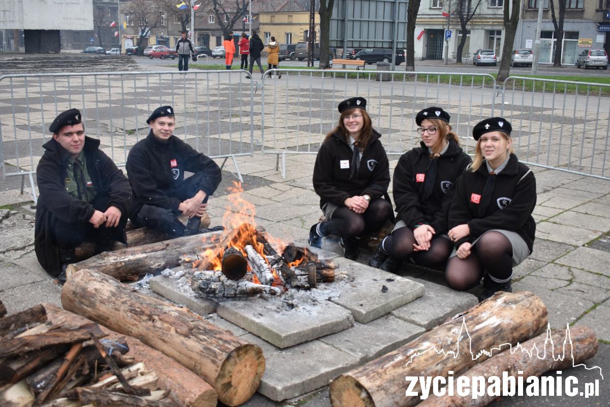 Jarmark Niepodległości na Starym Rynku i Gra Patriotyczna