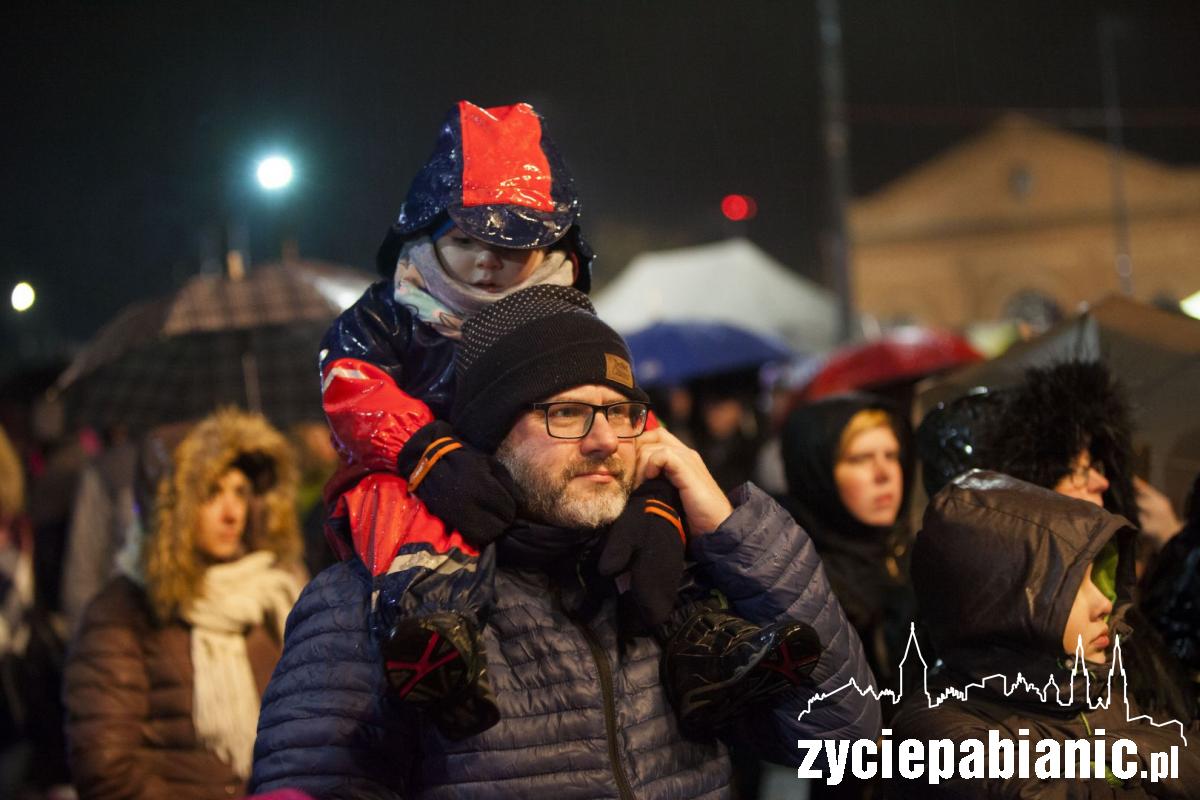 Tak wygląda 27. finał Wielkiej Orkiestry Świątecznej Pomocy w Pabianicach
