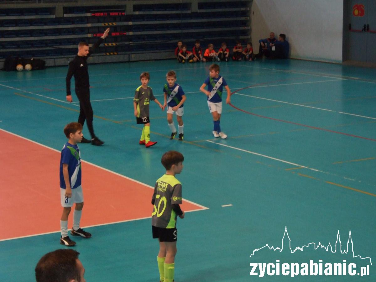 Tym razem z turnieju piłkarze Włókniarza  przywieźli srebro