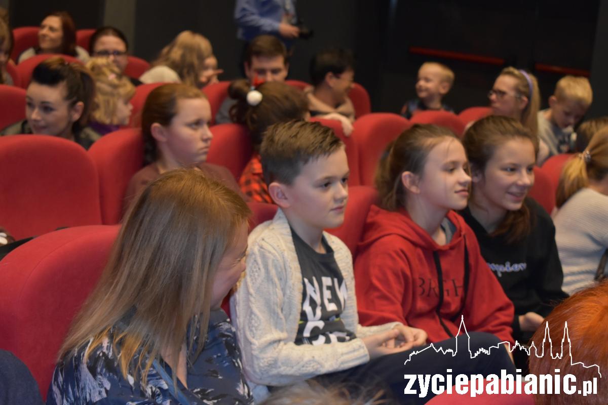 Teatr Pacuś wystąpił dla Adasia. To kolejna akcja charytatywna dla chłopca chorego na nowotwór