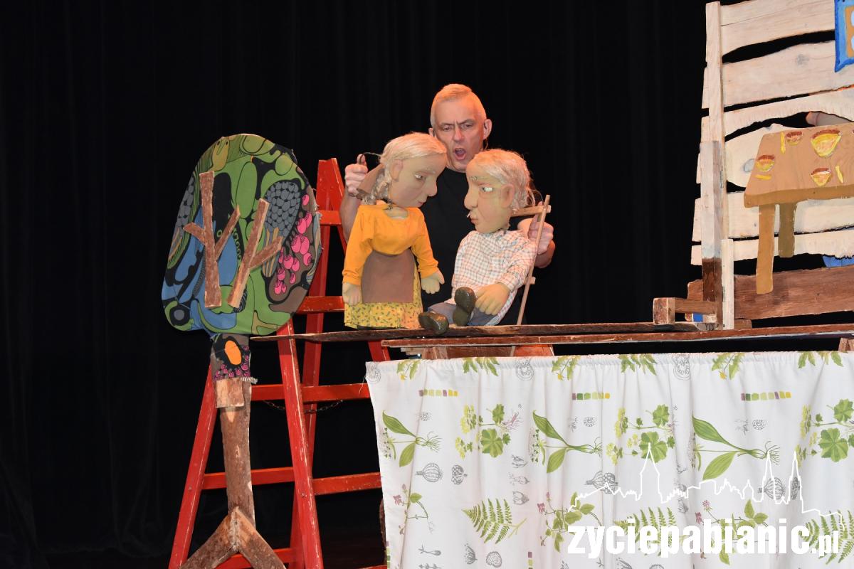 Teatr Pacuś wystąpił dla Adasia. To kolejna akcja charytatywna dla chłopca chorego na nowotwór