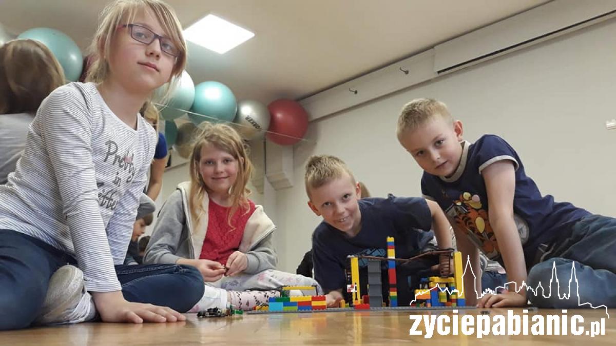 Warsztaty lego, zwiedzanie pałacu. Działo się!