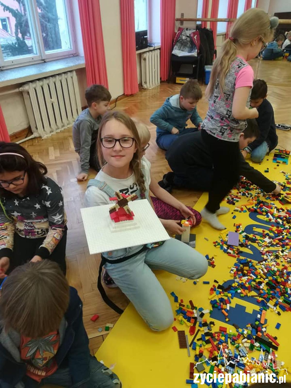 Warsztaty lego, zwiedzanie pałacu. Działo się!