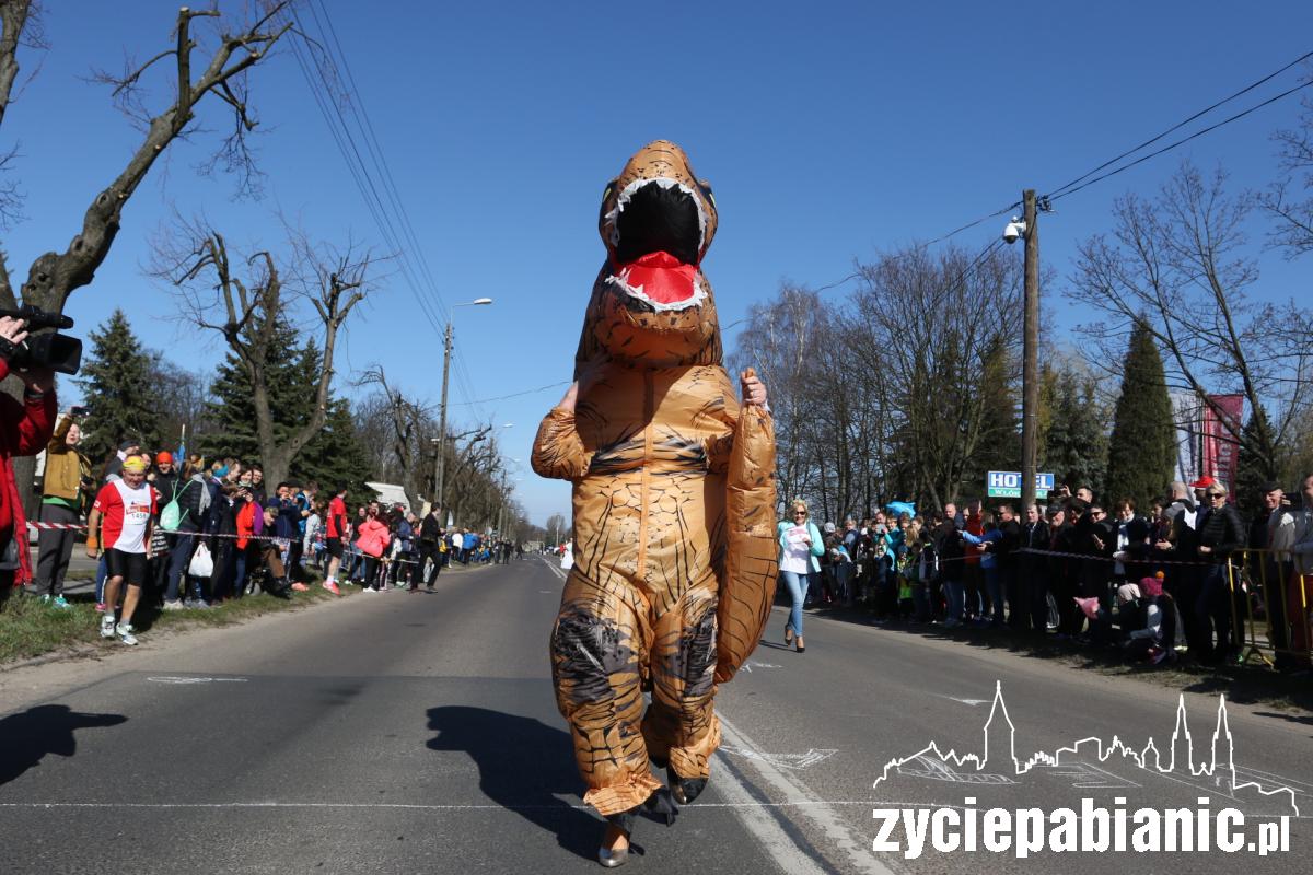Za rok obowiązkowo Janusze pobiegną w Kubotach