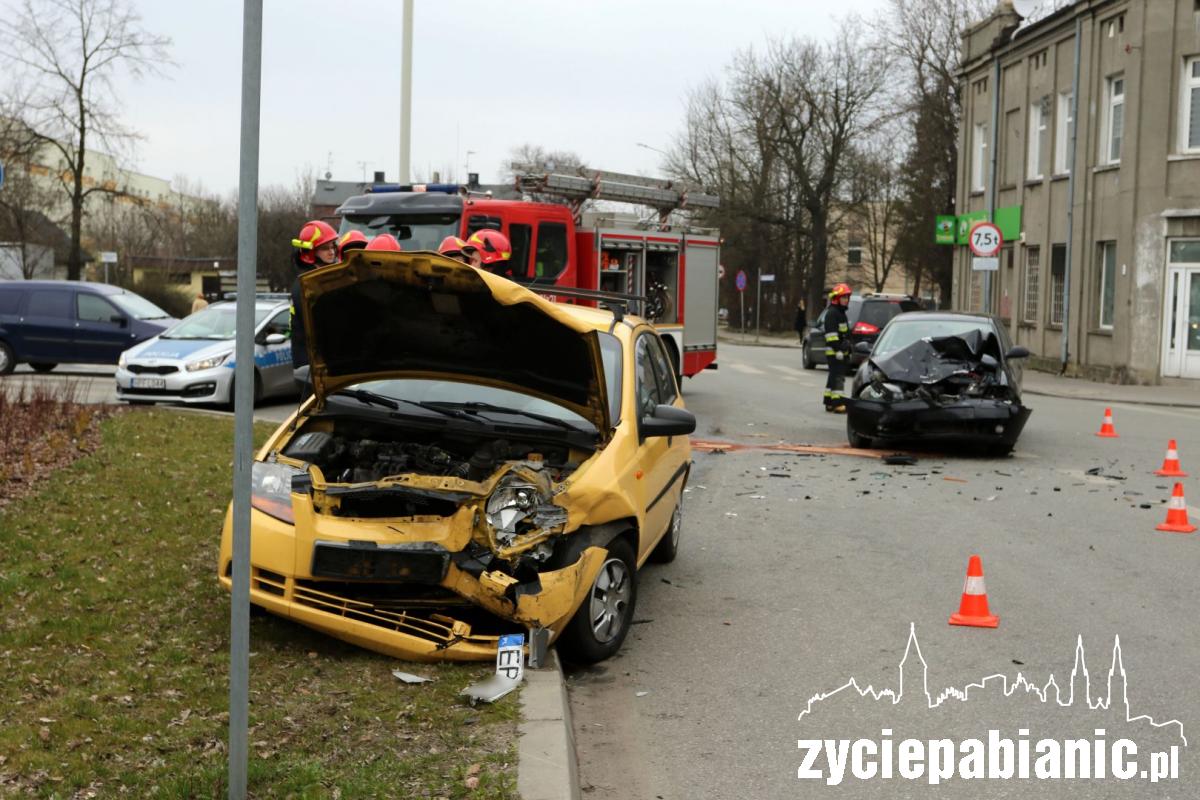 Wypadek na feralnym (i ferelnym) skrzyżowaniu