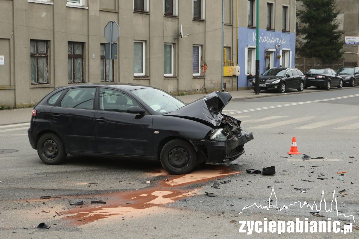 Wypadek na feralnym (i ferelnym) skrzyżowaniu