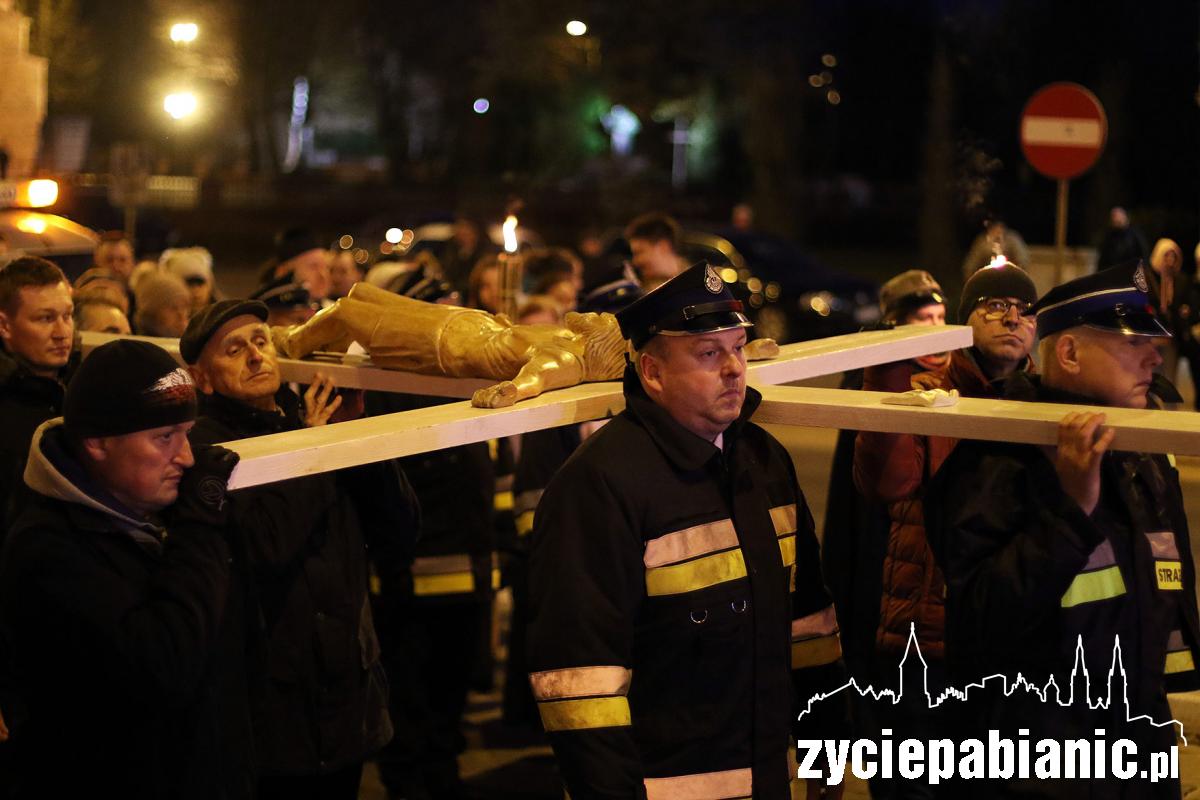 Droga krzyżowa przeszła ulicami Pabianic